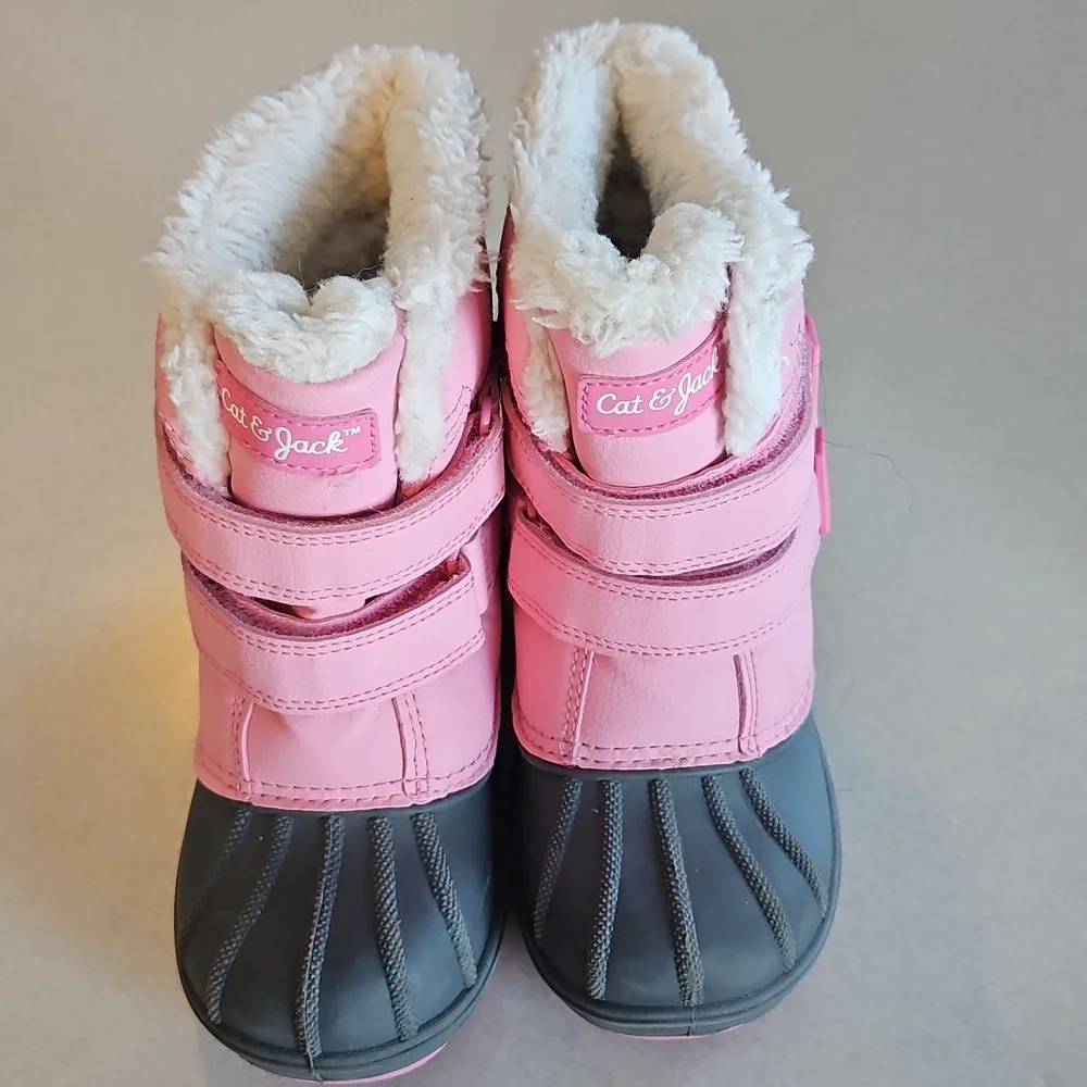 Cat & Jack Pink Snowboots